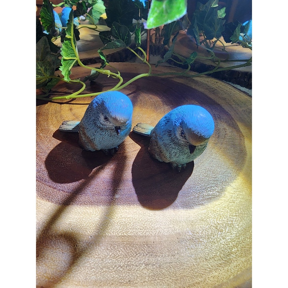 2 Blue Birds Decor resin Figurines
